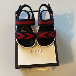Gucci Toddler Chevron Leather Sandal sz 4.5 EU 20 Navy Blue Red